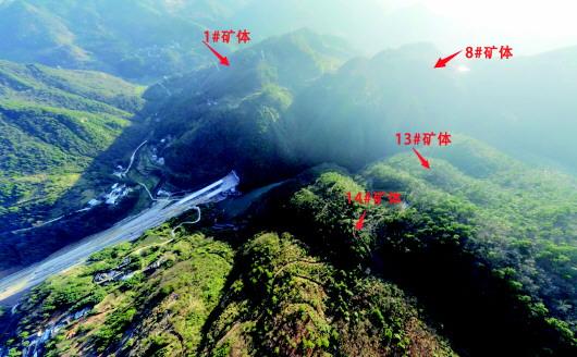 ▲貴州省凱里市環(huán)城高速公路北段建設項目穿過凱里市爐山鎮(zhèn)重晶石礦礦山。受訪者供圖